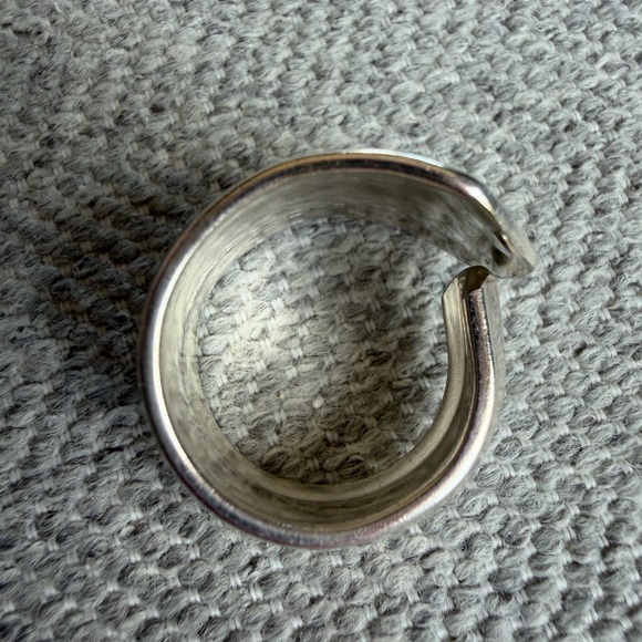 Silverware Engraved Ring - Picture 7 of 12